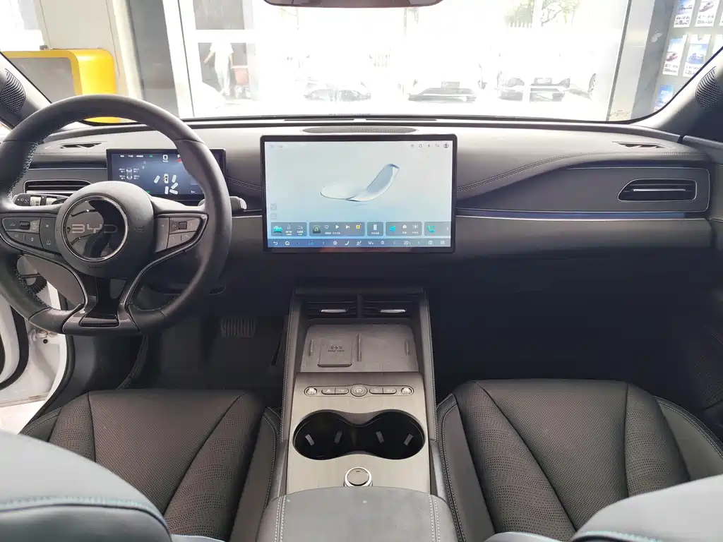 BYD Seal 06 DM-i Touring — миниатюра 8