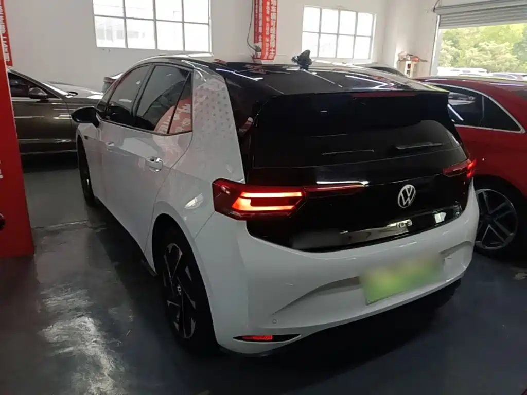 Volkswagen ID.3 — миниатюра 5