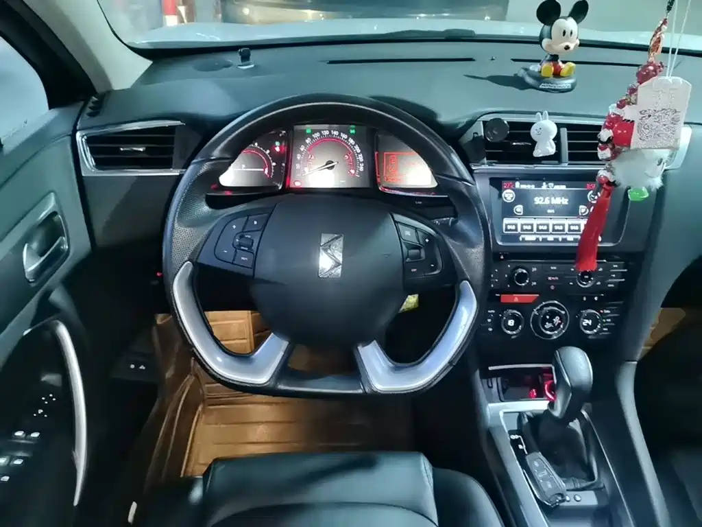 DS DS 6 — миниатюра 7