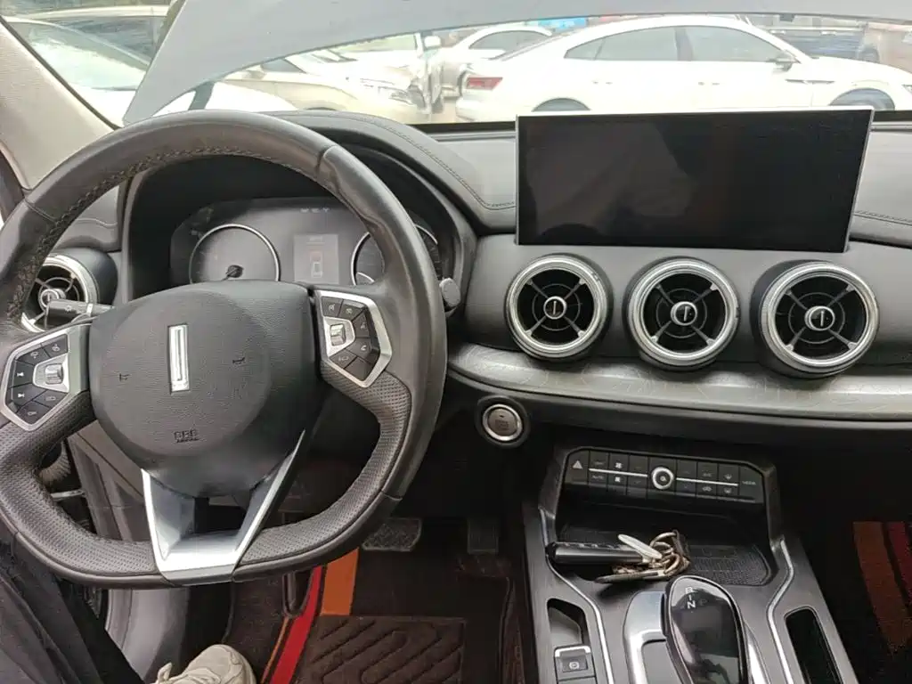 Wey Wey VV5 — миниатюра 10