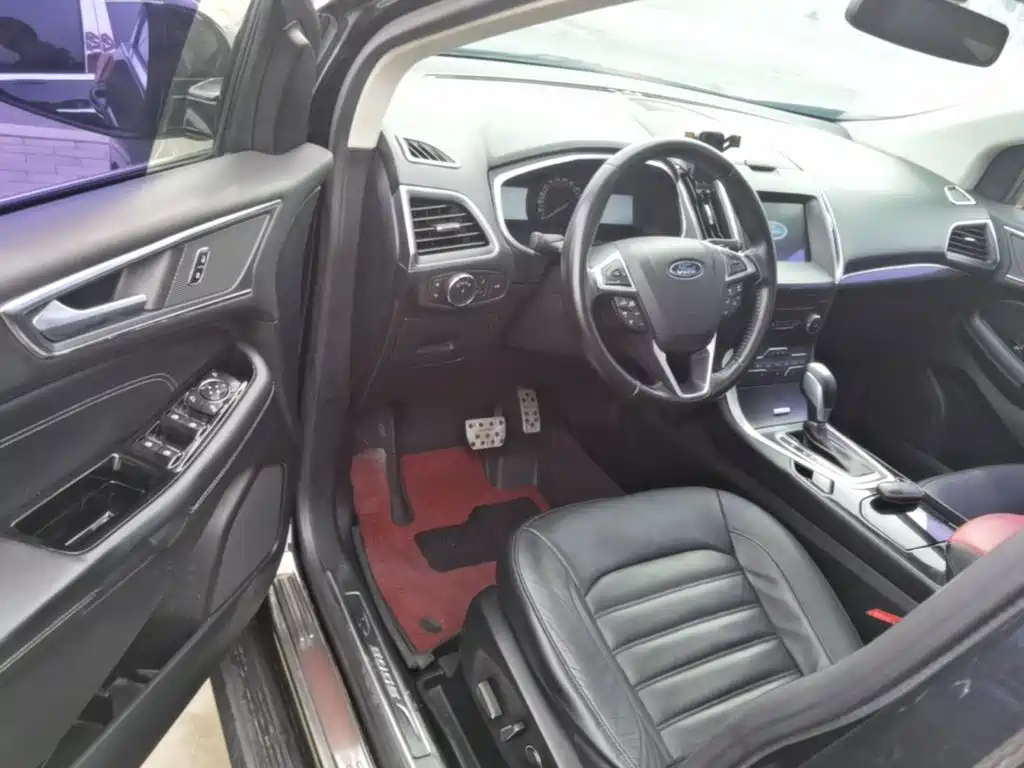 Ford Edge — миниатюра 16