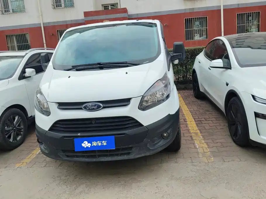 Ford Transit — миниатюра 2