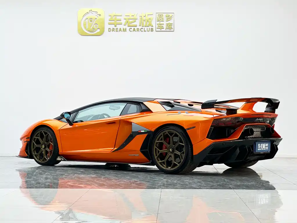 Lamborghini Aventador 2011 LP 700-4