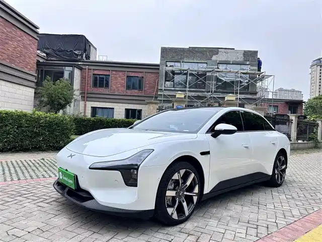 XIAOPENG  MONA M03 2025