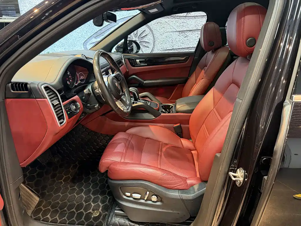 Porsche Cayenne 2018 Cayenne 3.0T