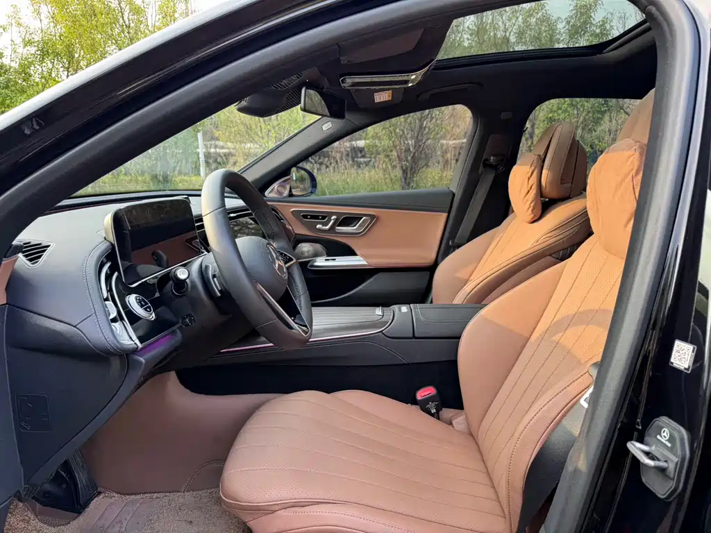 Mercedes-Benz E-Class — миниатюра 4