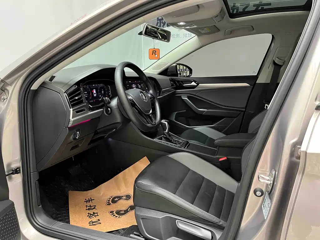 Volkswagen Sagitar — миниатюра 7