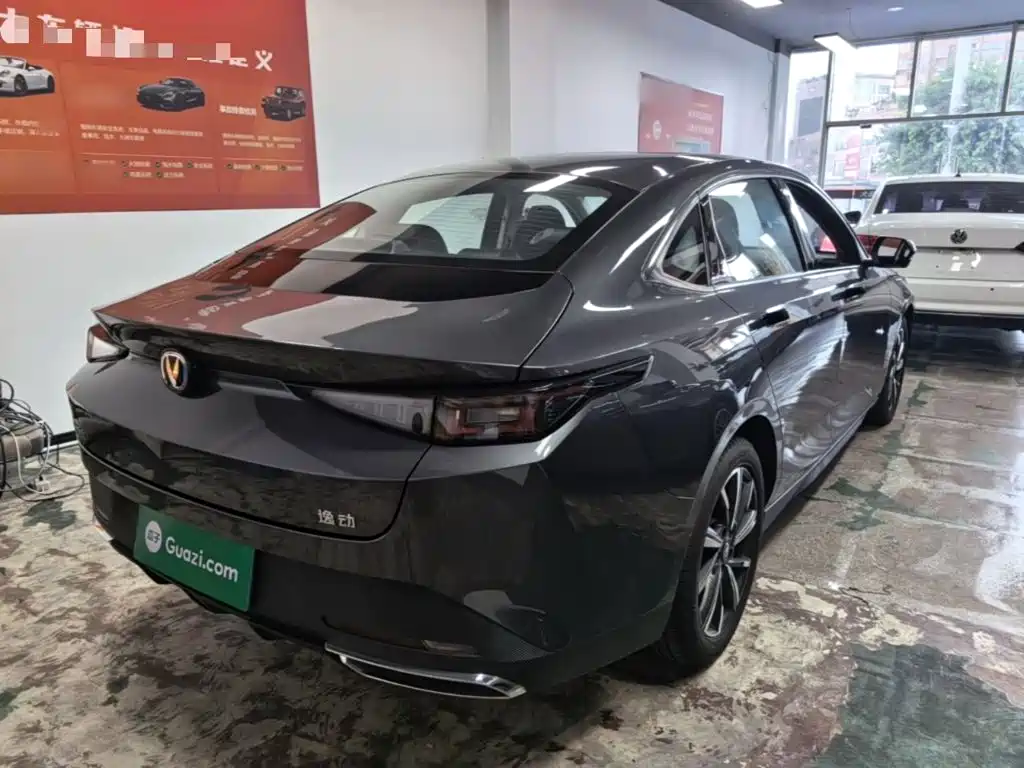 Changan Eado — миниатюра 7