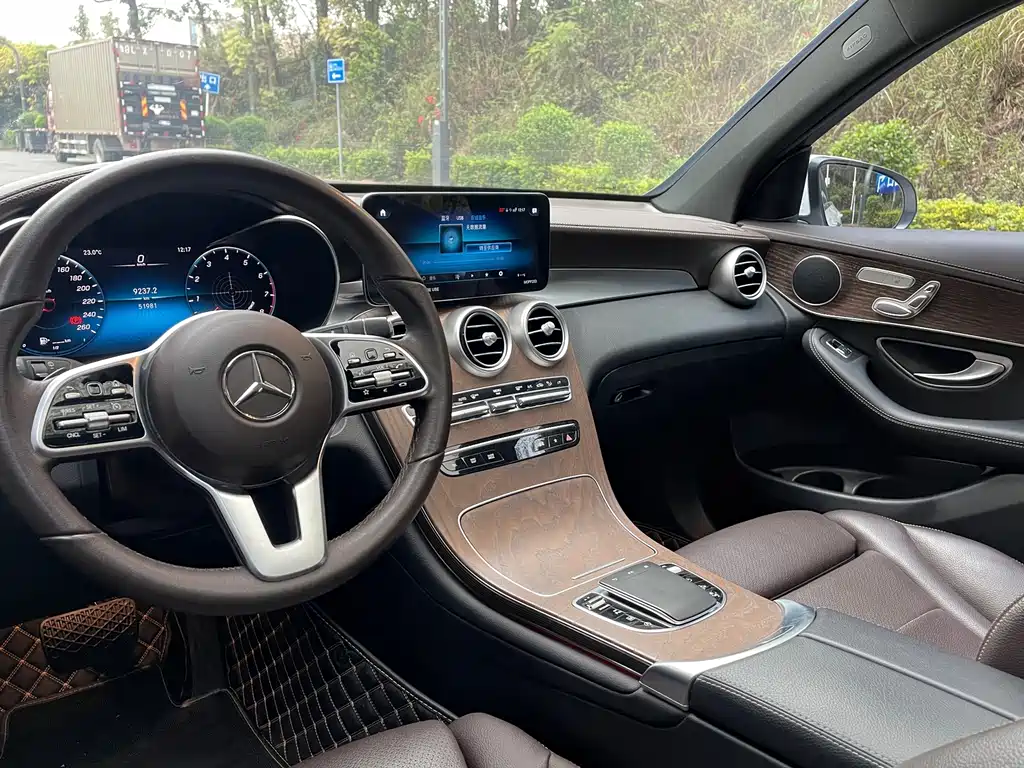 Mercedes-Benz GLC 2022 GLC 300 L 4MATIC