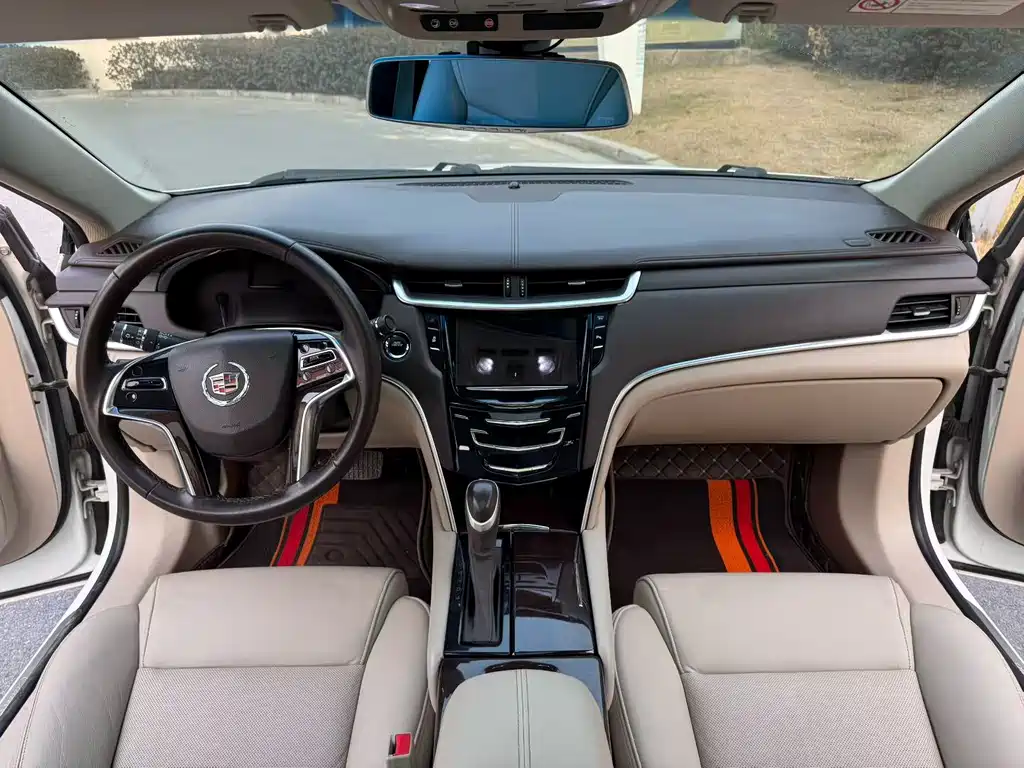Cadillac XTS 2013 28T Comfort