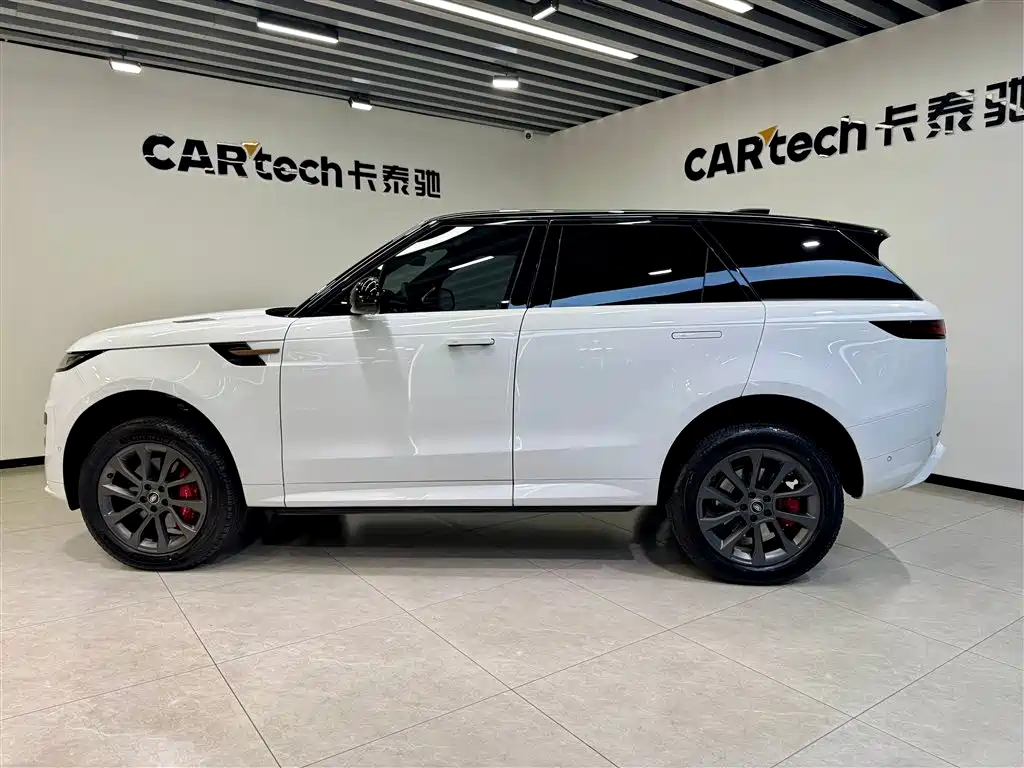 Land Rover Range Rover Sport 2024 400PS Dynamic SE