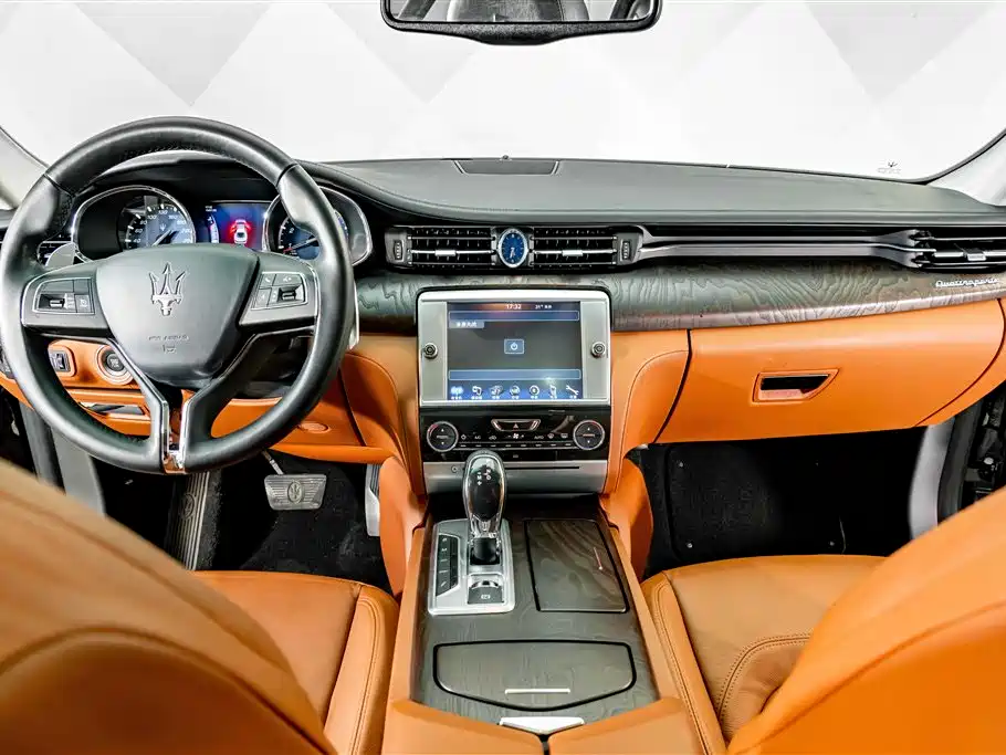 Maserati Quattroporte 3.0T Standard Type, фото 12
