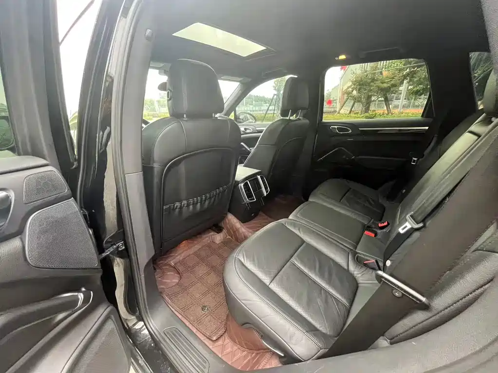 Porsche Cayenne 2012 3.6L