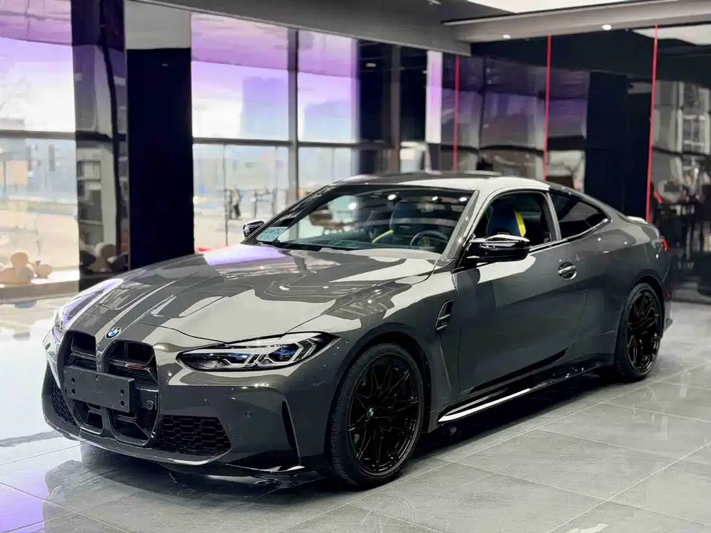 BMW M4