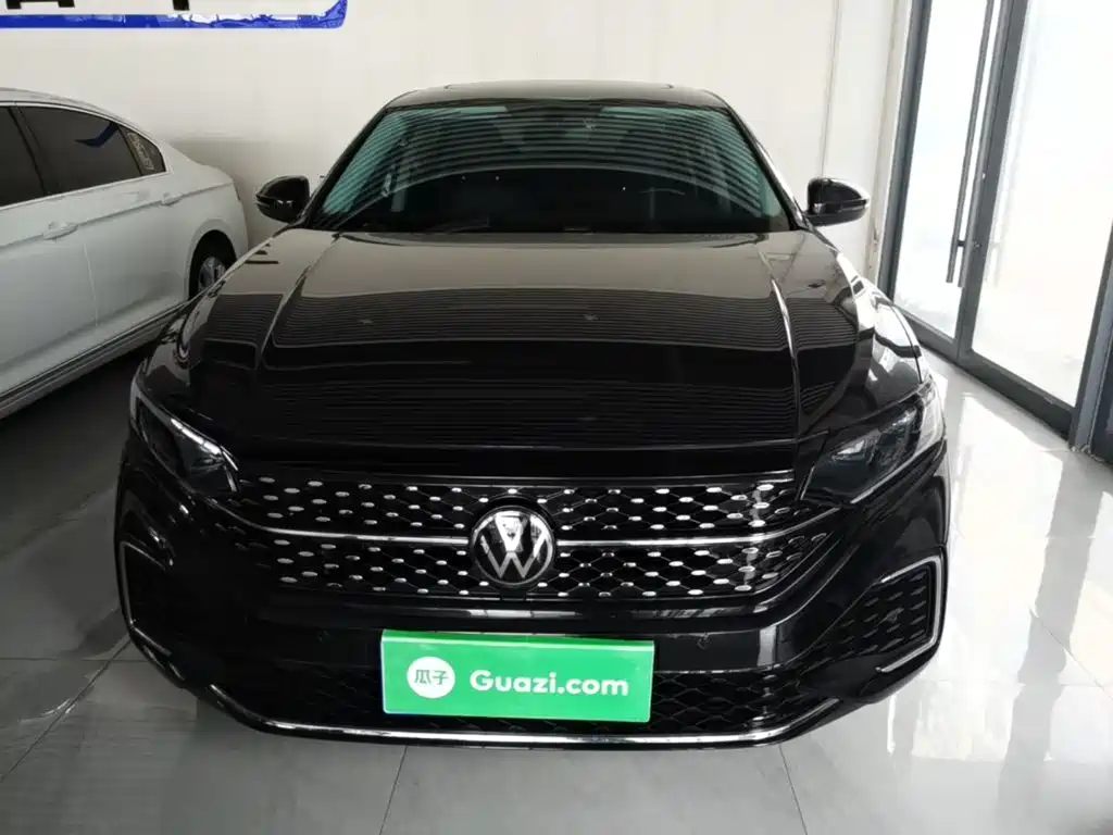 Volkswagen Passat 2023 330TSI Elite