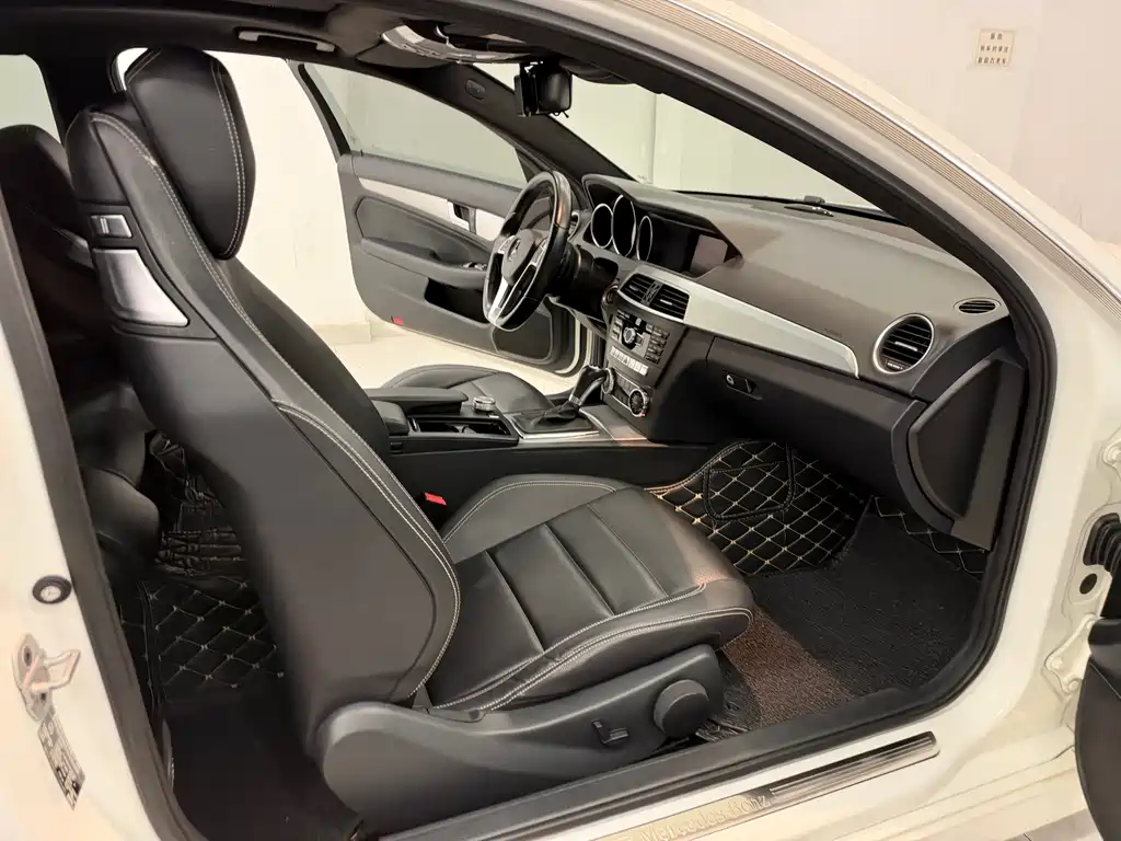 Mercedes-Benz C-Class (Import) — миниатюра 18