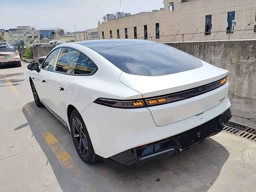 Dongfeng eπ007 2025 230Pro