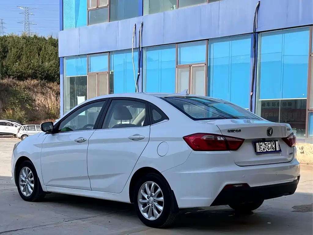 Changan V7 — миниатюра 6