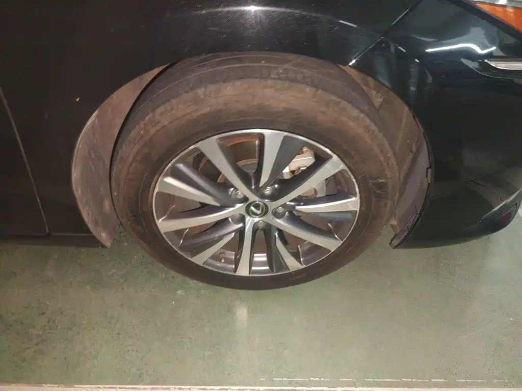 Lexus ES — миниатюра 24