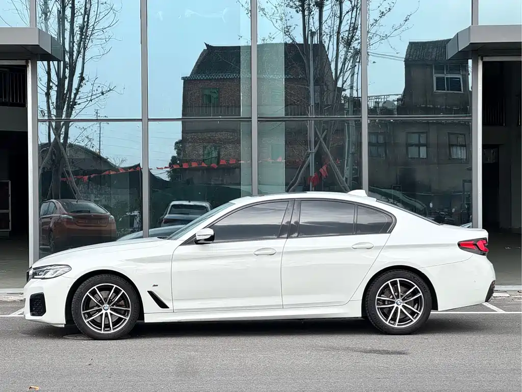 BMW 5 Series 5 2021 525i M Sport