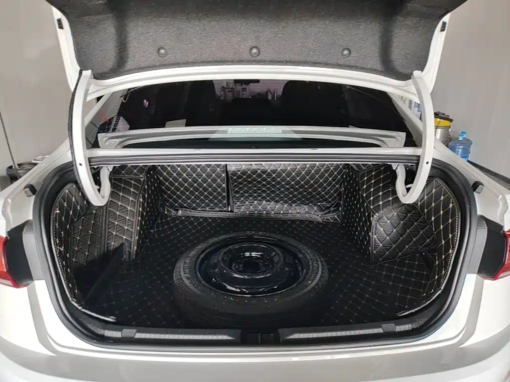Volkswagen Bora — миниатюра 19