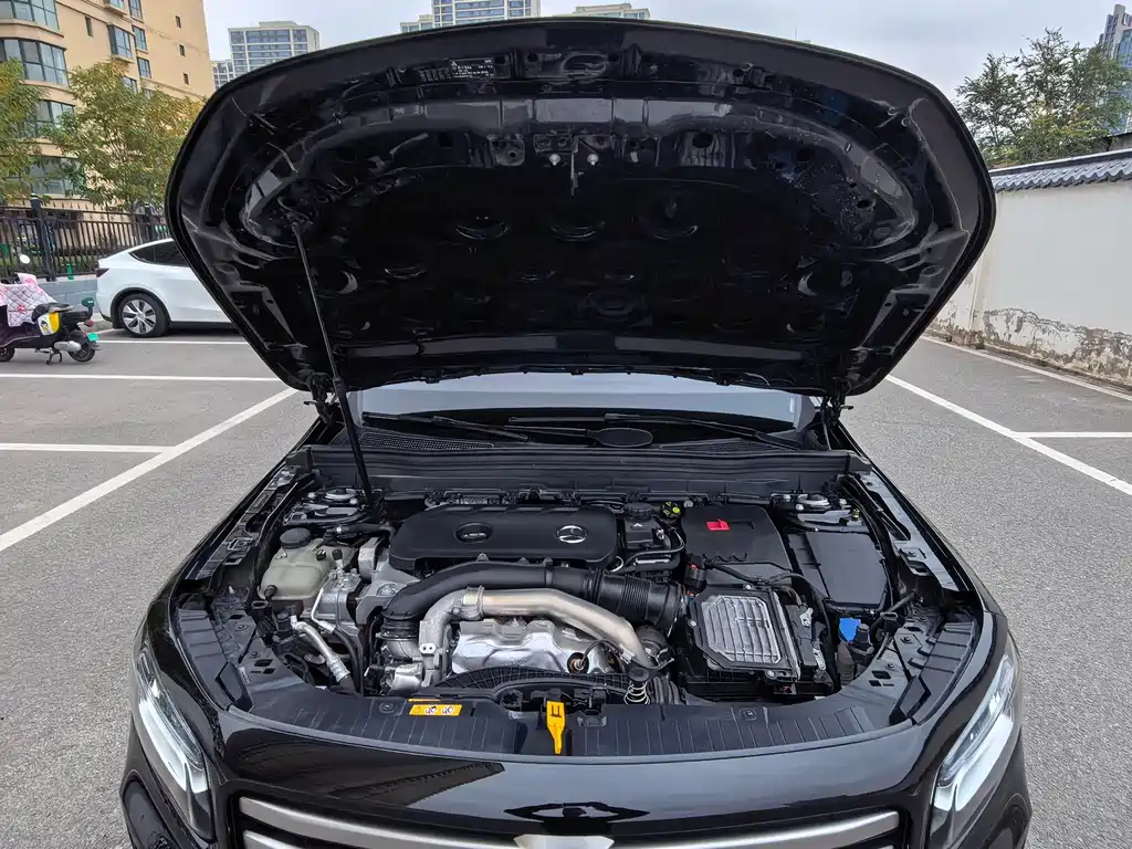 Mercedes-Benz GLB — миниатюра 14