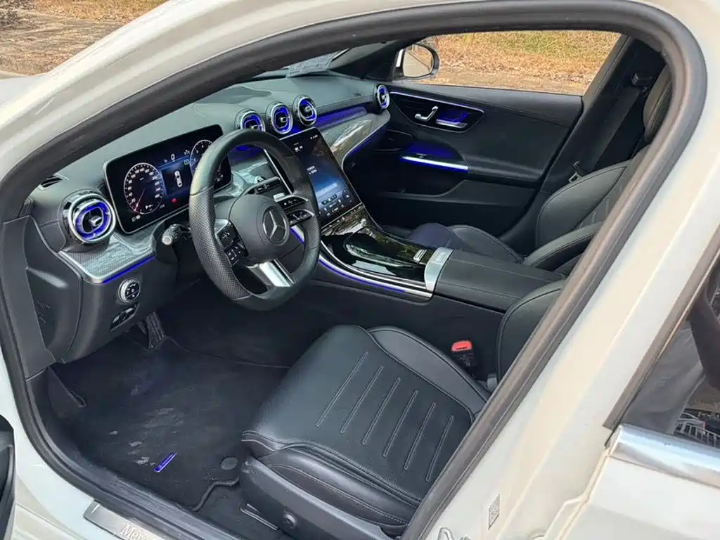 Mercedes-Benz C-Class — миниатюра 3