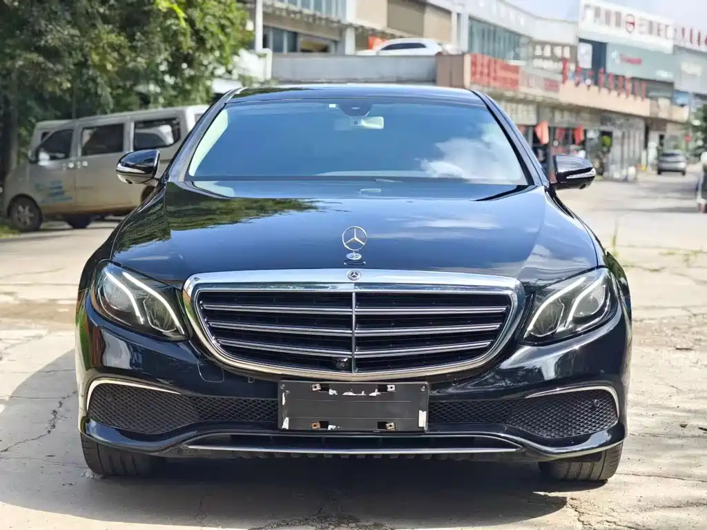 Mercedes-Benz E-Class E 2020 E 300 L Fashion