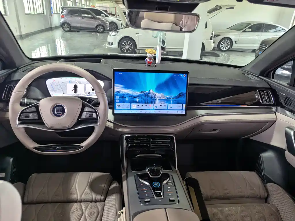 BYD Tang New Energy — миниатюра 15