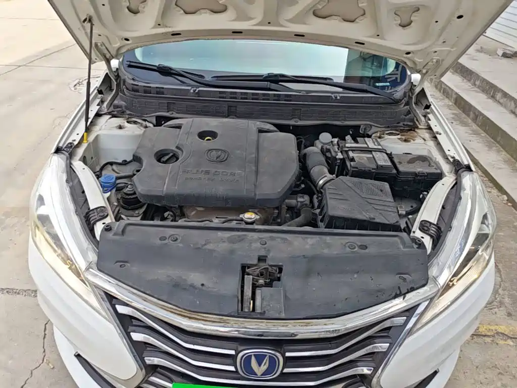Changan Eado DT — миниатюра 20