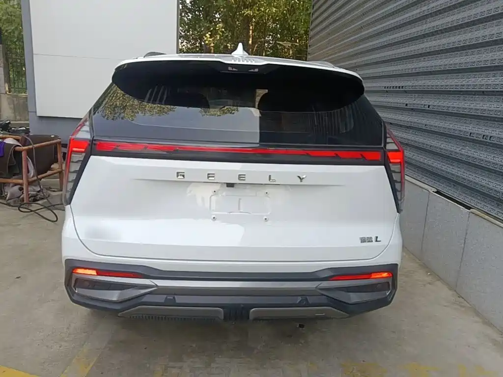 Geely Boyue L — миниатюра 6