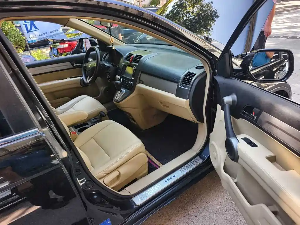 Honda CR-V — миниатюра 5