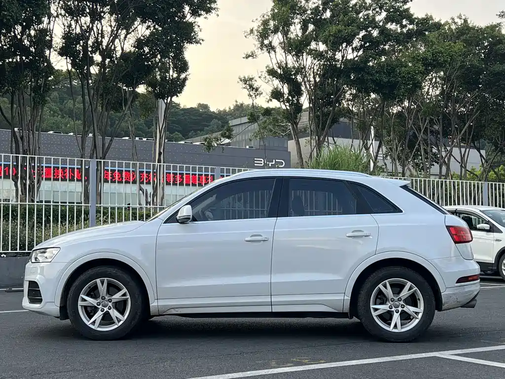 Audi Q3 — миниатюра 5