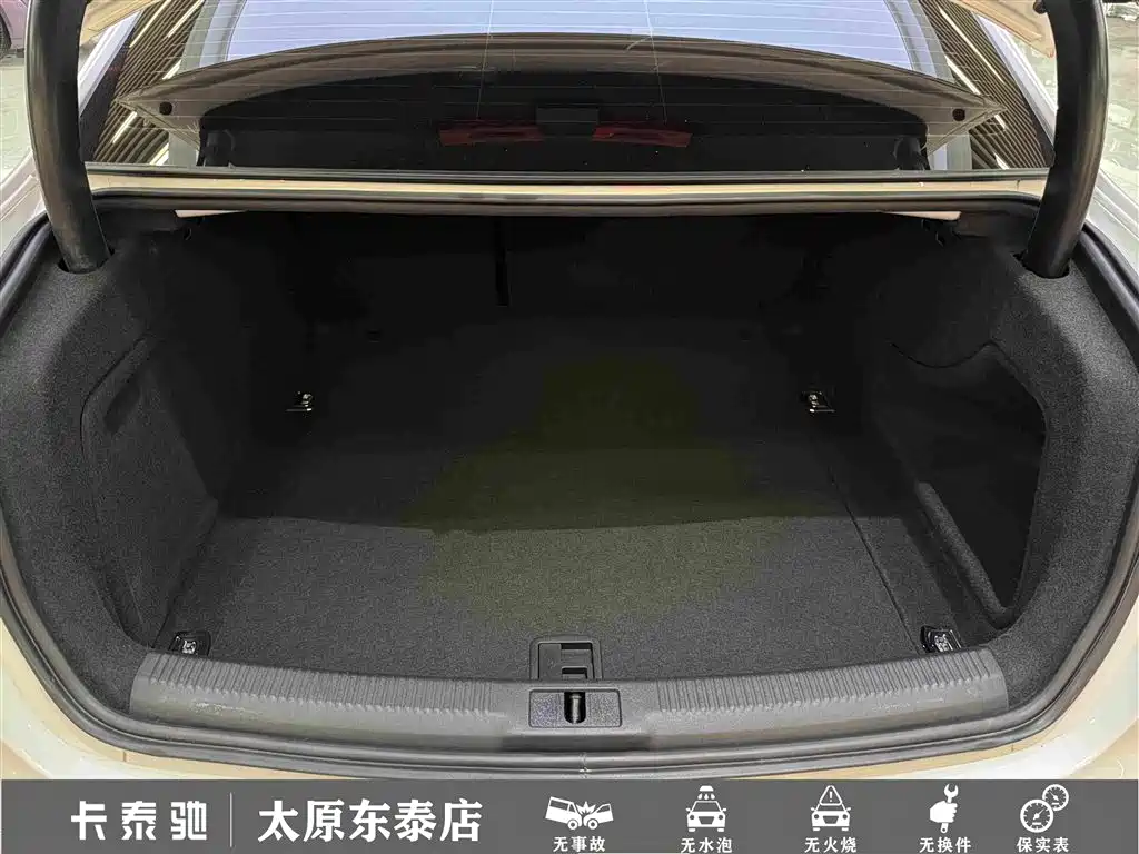 Audi A4L — миниатюра 13