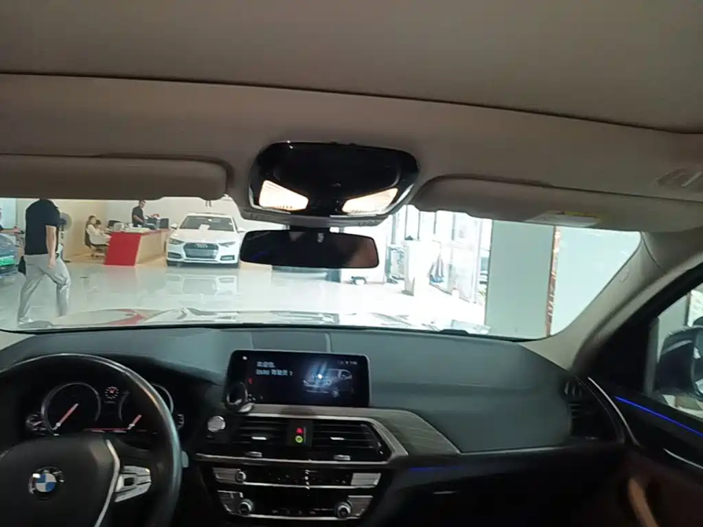 BMW X3 — миниатюра 18