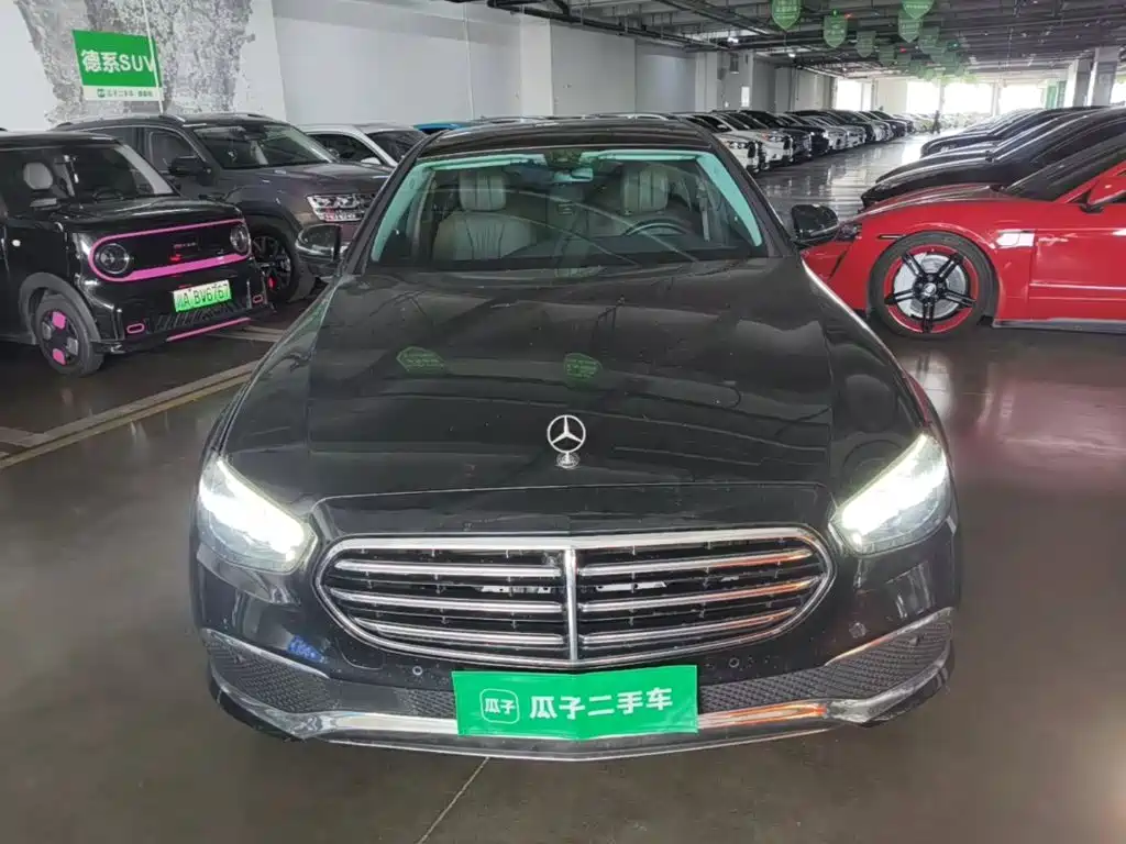 Mercedes-Benz E-Class — миниатюра 2