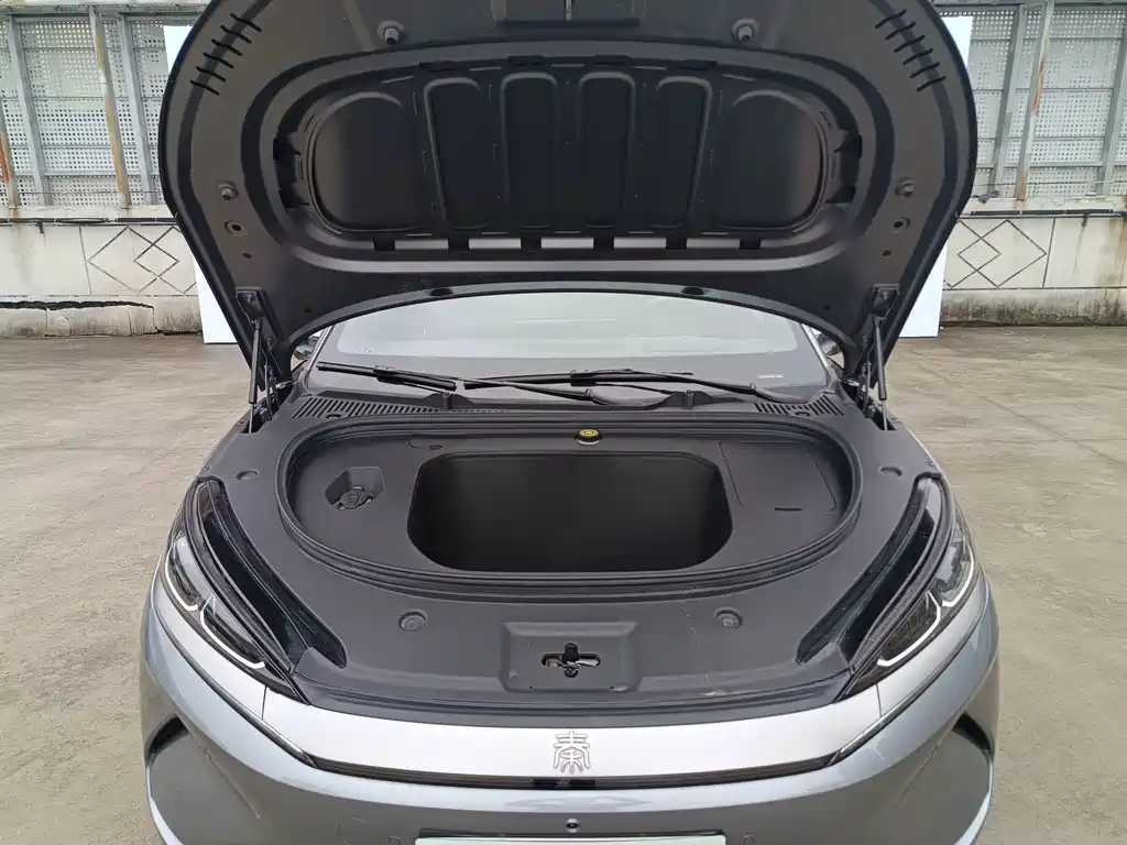 BYD Qin L — миниатюра 6