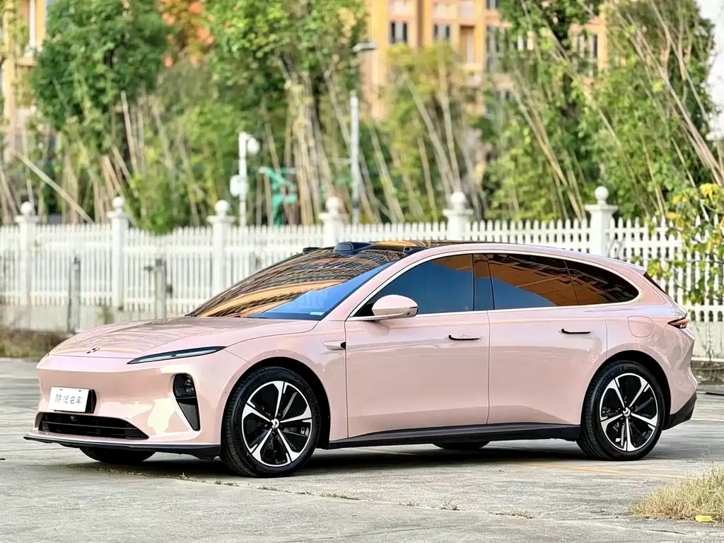 NIO ET5T — миниатюра 2