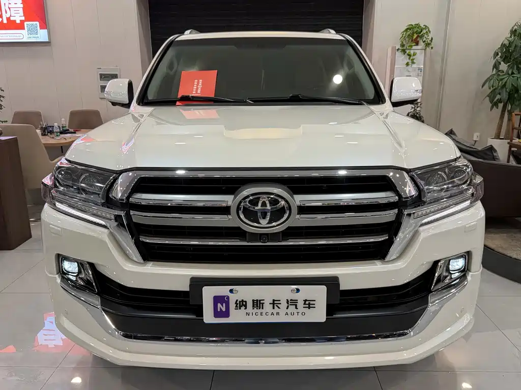 Toyota Land Cruiser — миниатюра 2