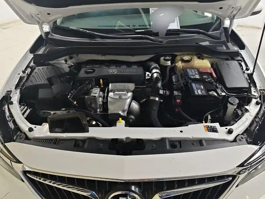 Buick Excelle — миниатюра 10