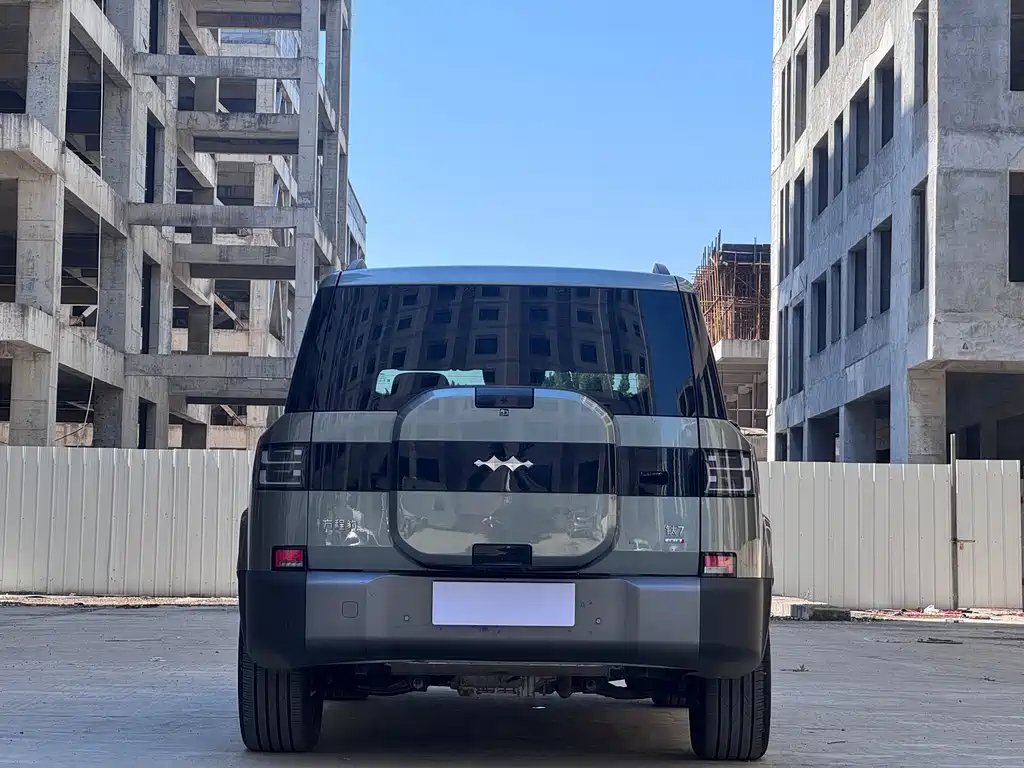 Fangchengbao Leopard 7 7 2025 190KM Ultra