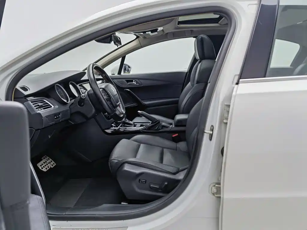 Peugeot 508 — миниатюра 10