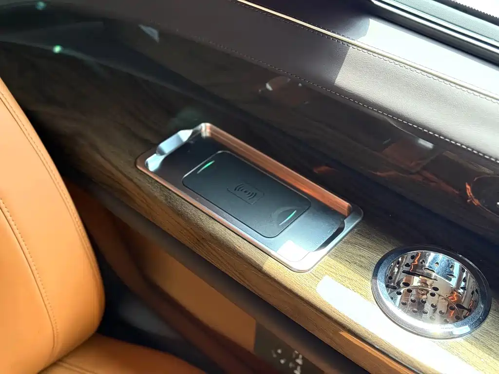 Mercedes-Benz V-Class — миниатюра 9
