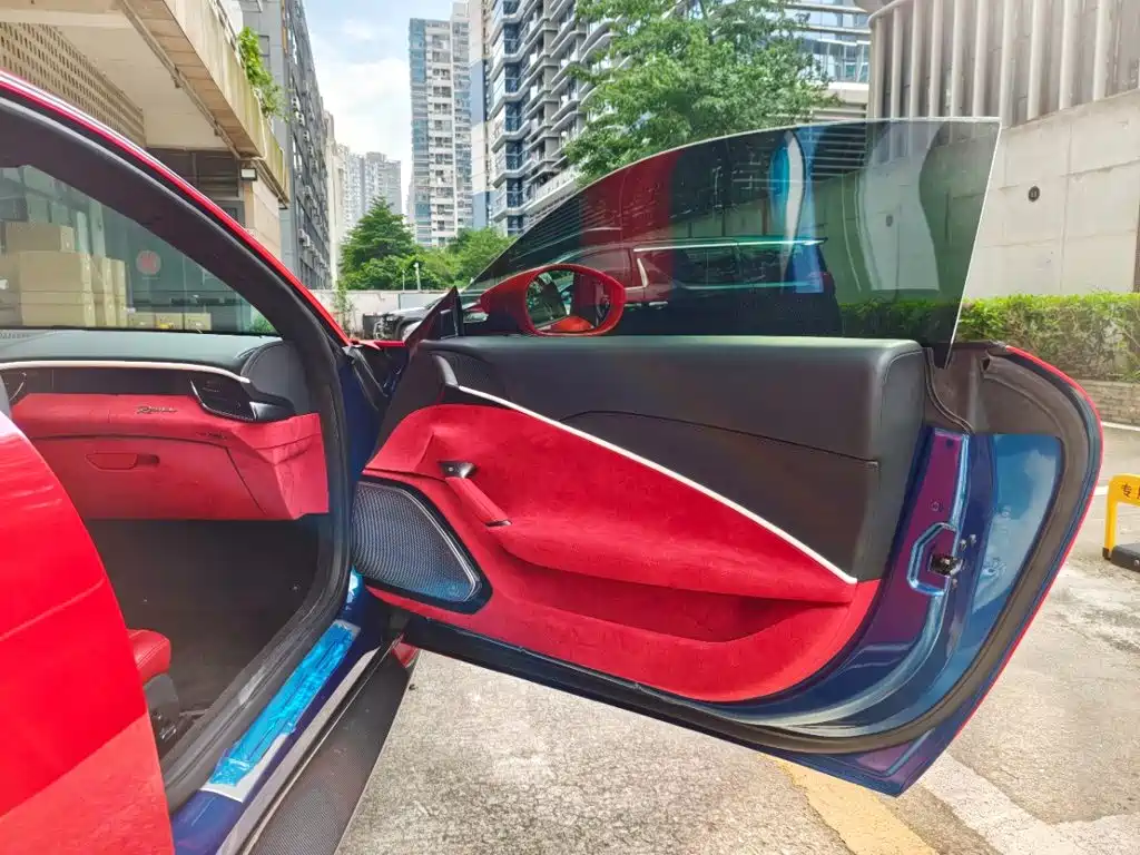 Ferrari Roma — миниатюра 5