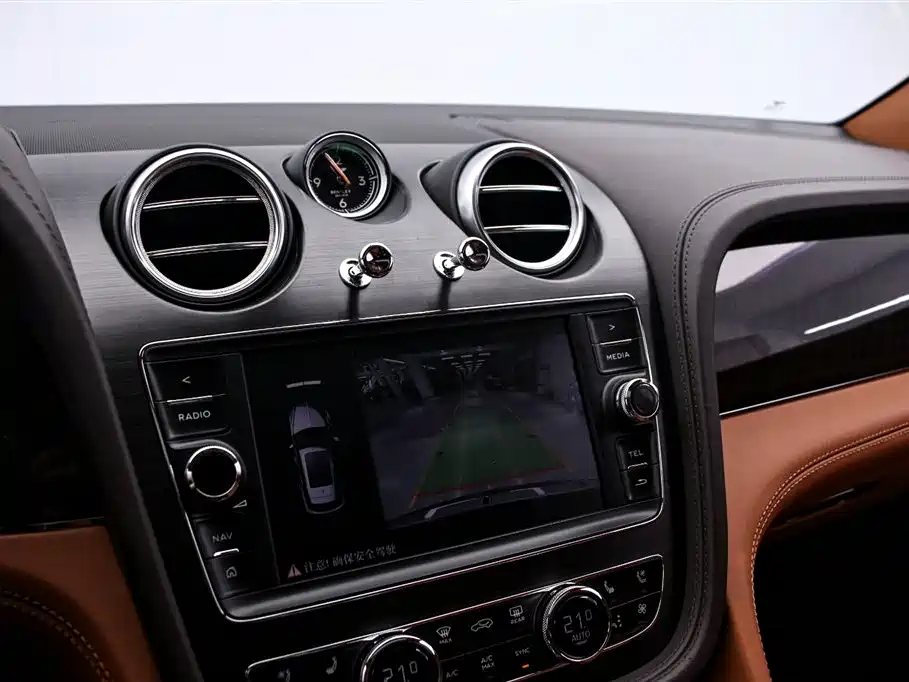 Bentley Bentayga 2018 4.0T V8