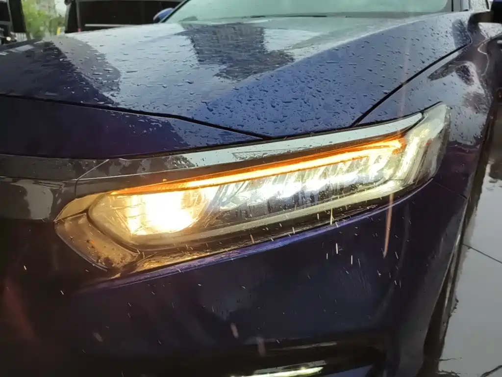 Honda Accord — миниатюра 24