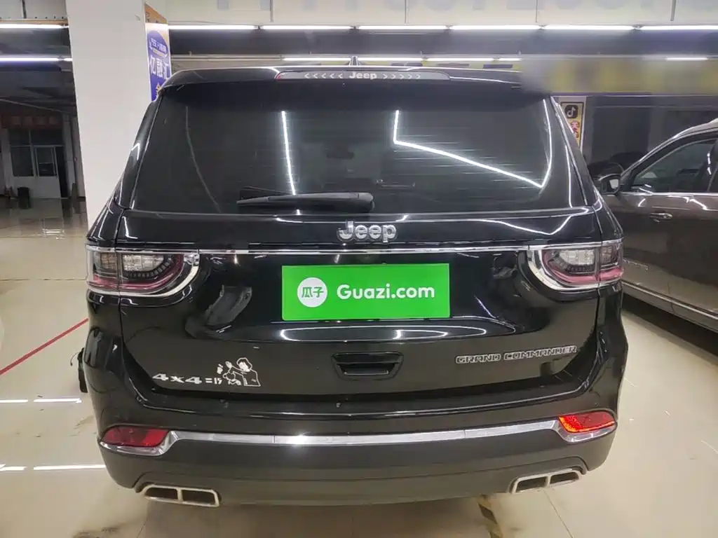 Jeep Grand Commander — миниатюра 6