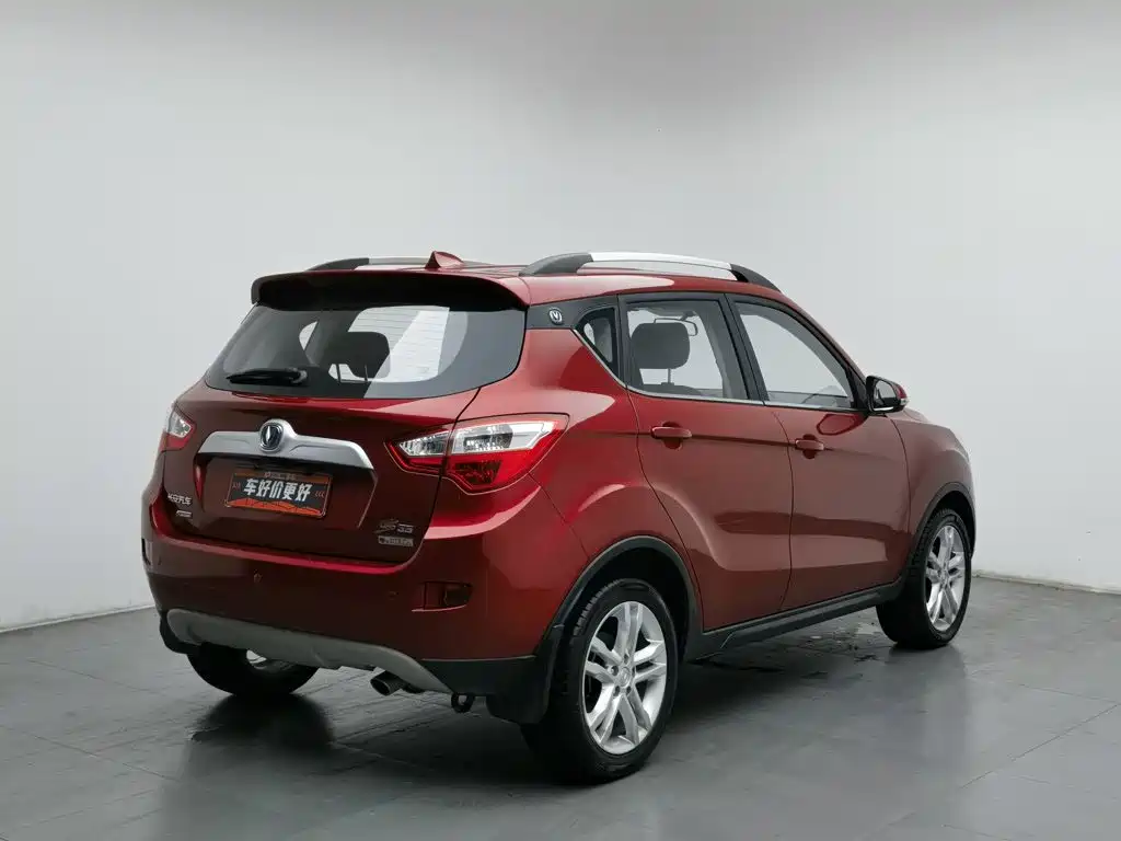 Changan CS35 — миниатюра 2