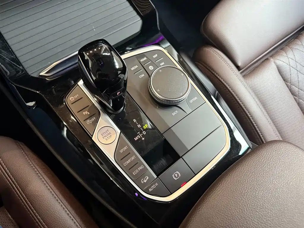 BMW  X3