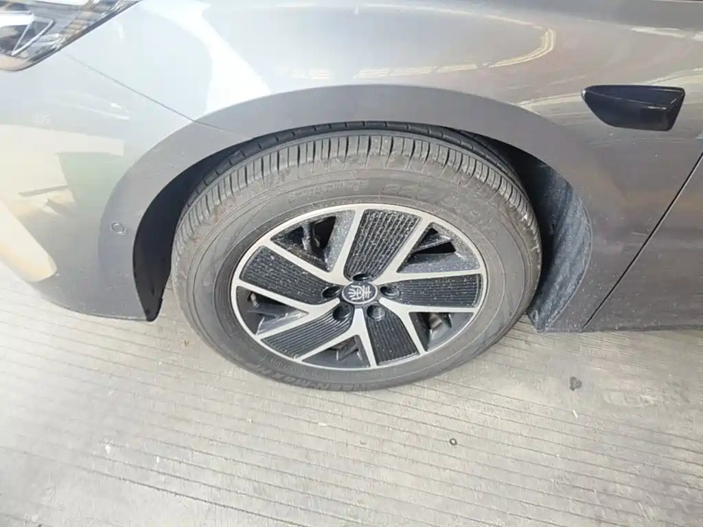 BYD Qin L — миниатюра 23